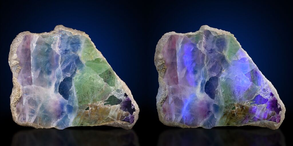 Fluorite sotto la luce ultravioletta: dallo studio di questo bagliore è nata la parola fluorescenza.